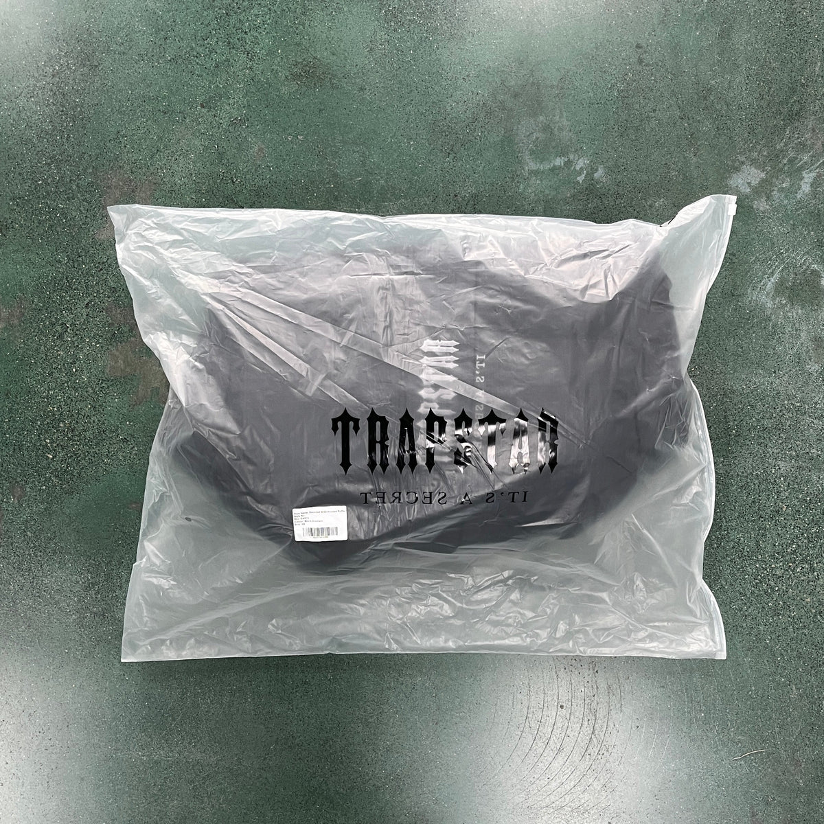 Chaqueta Puffer con Capucha Decoded Black-Gradient de Trapstar