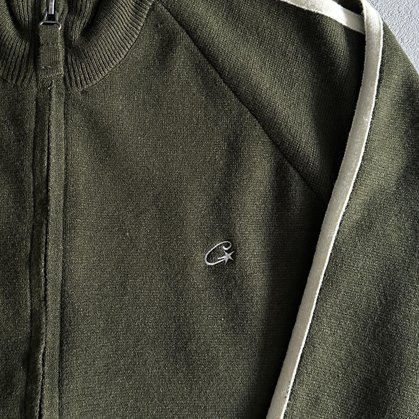 Corteiz Fleece-Strickjacke mit Reißverschluss