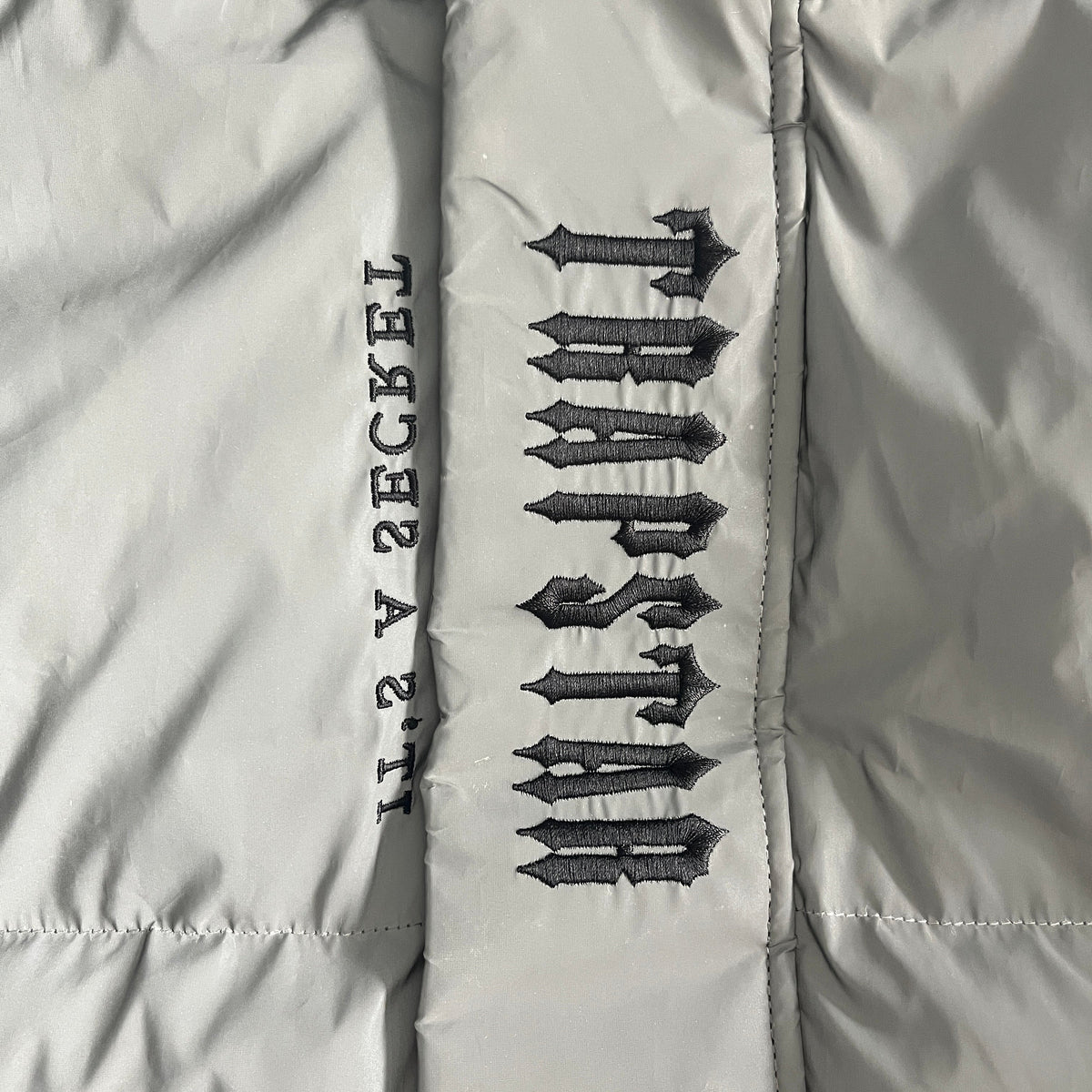 Chaqueta acolchada Trapstar con capucha Reflective 2.0
