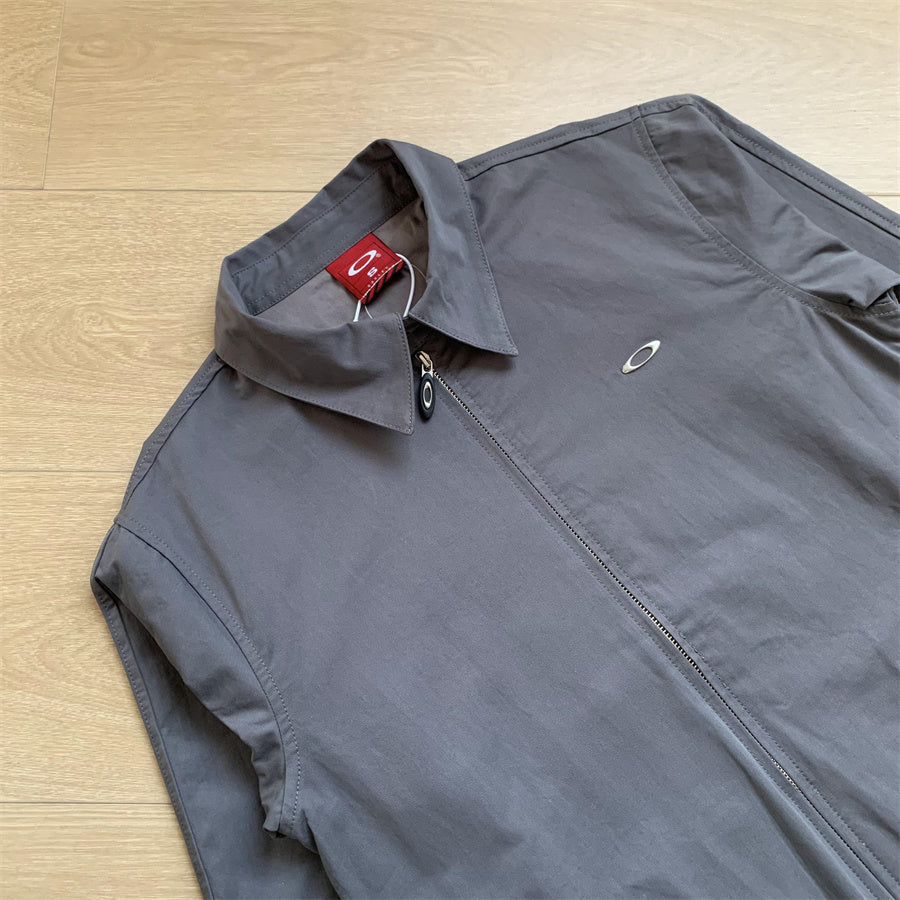 Oakley-Jacke