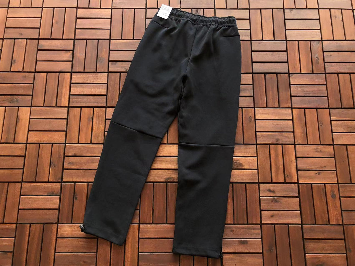 Nike Baggy Tech Fleece Neue Saison