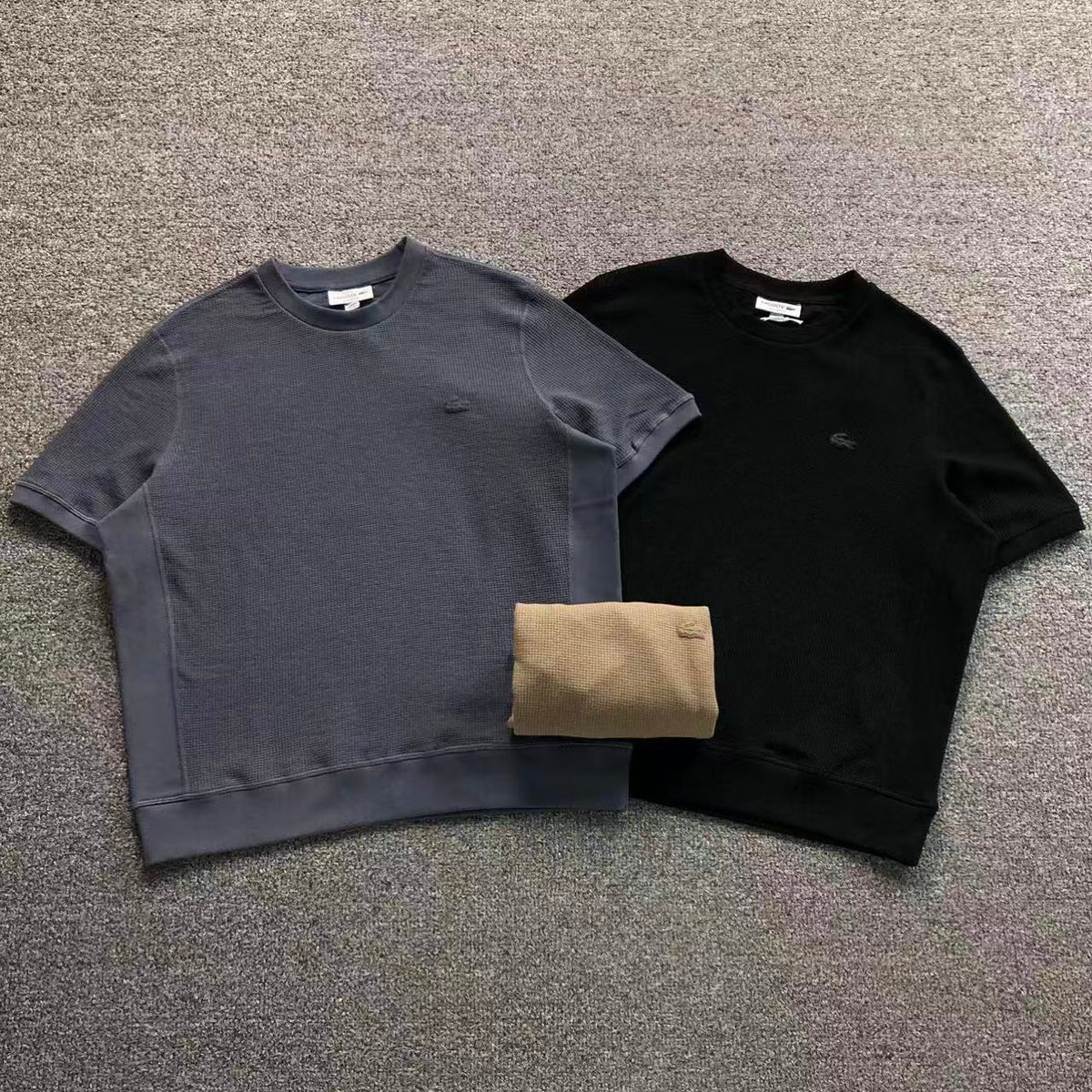 Klassisches T-Shirt