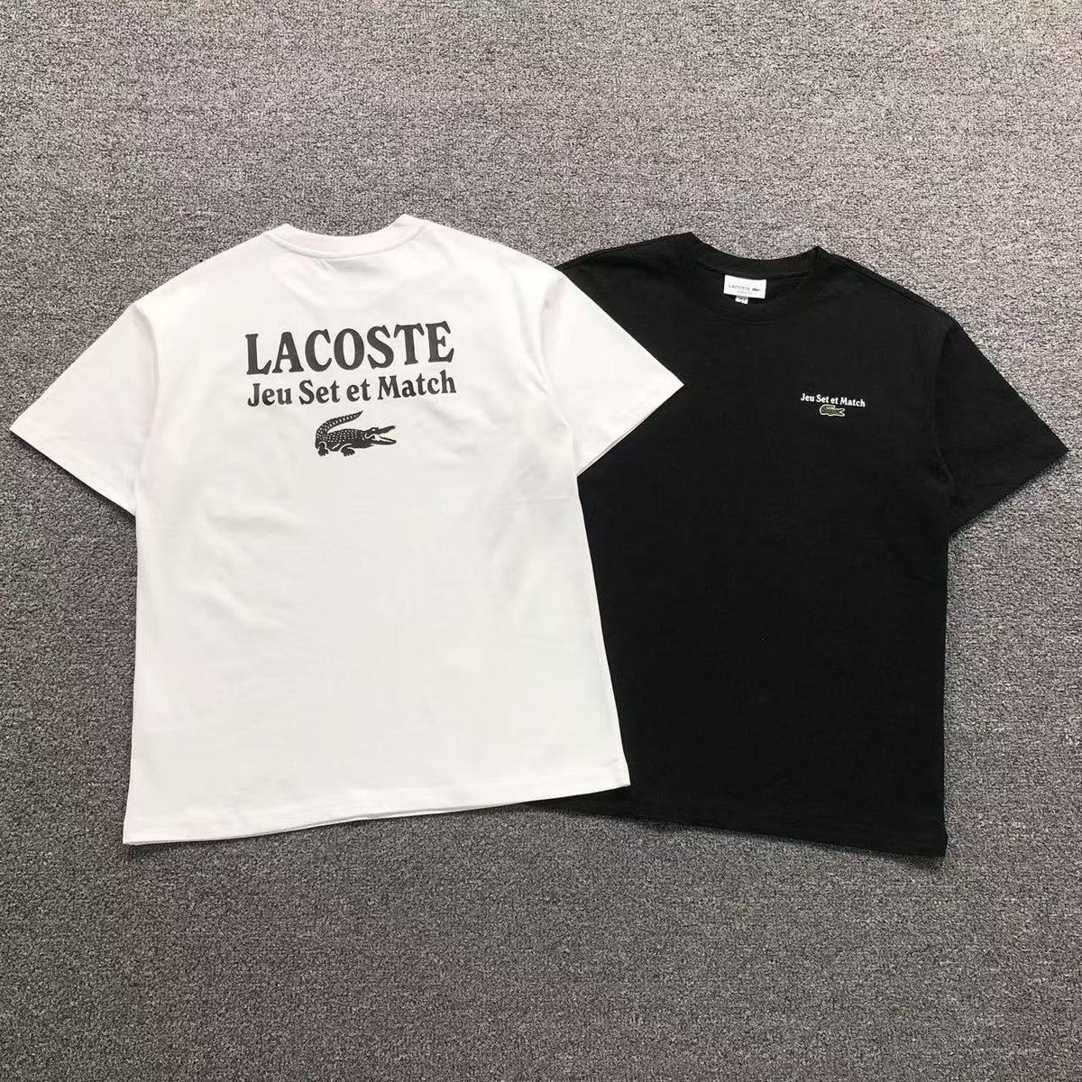 Klassisches T-Shirt