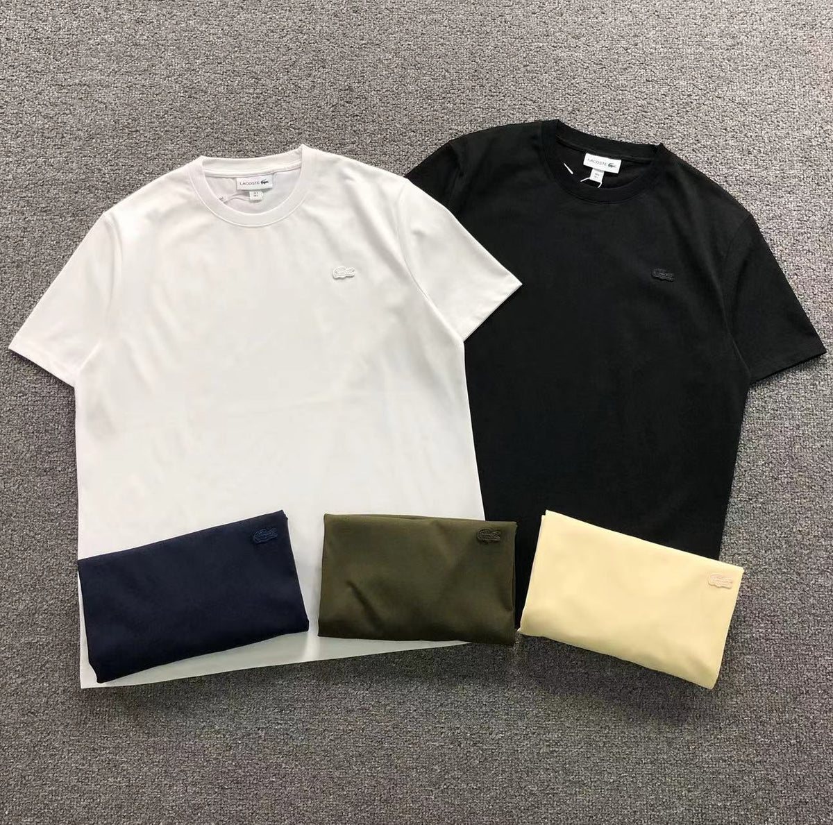 Klassisches T-Shirt