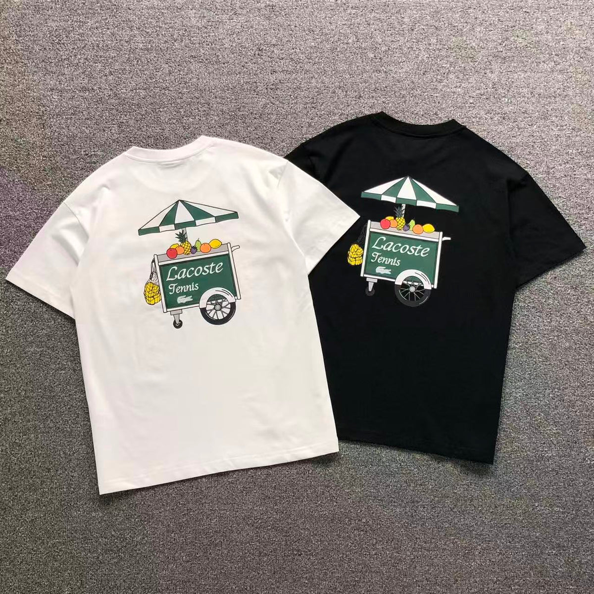 Klassisches T-Shirt