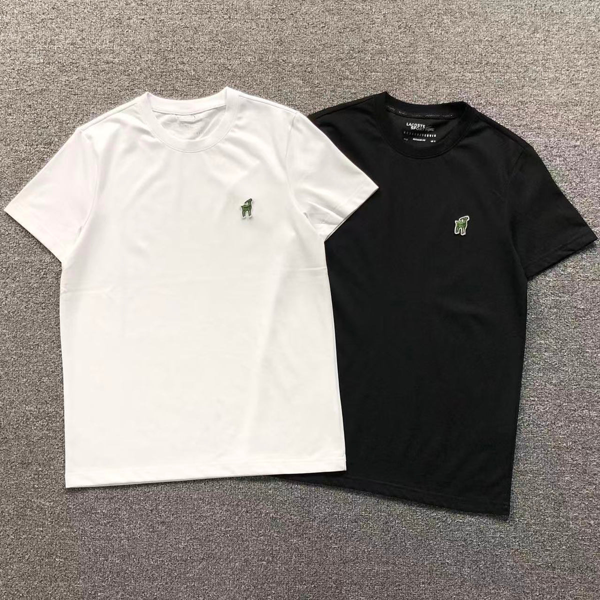 Klassisches T-Shirt