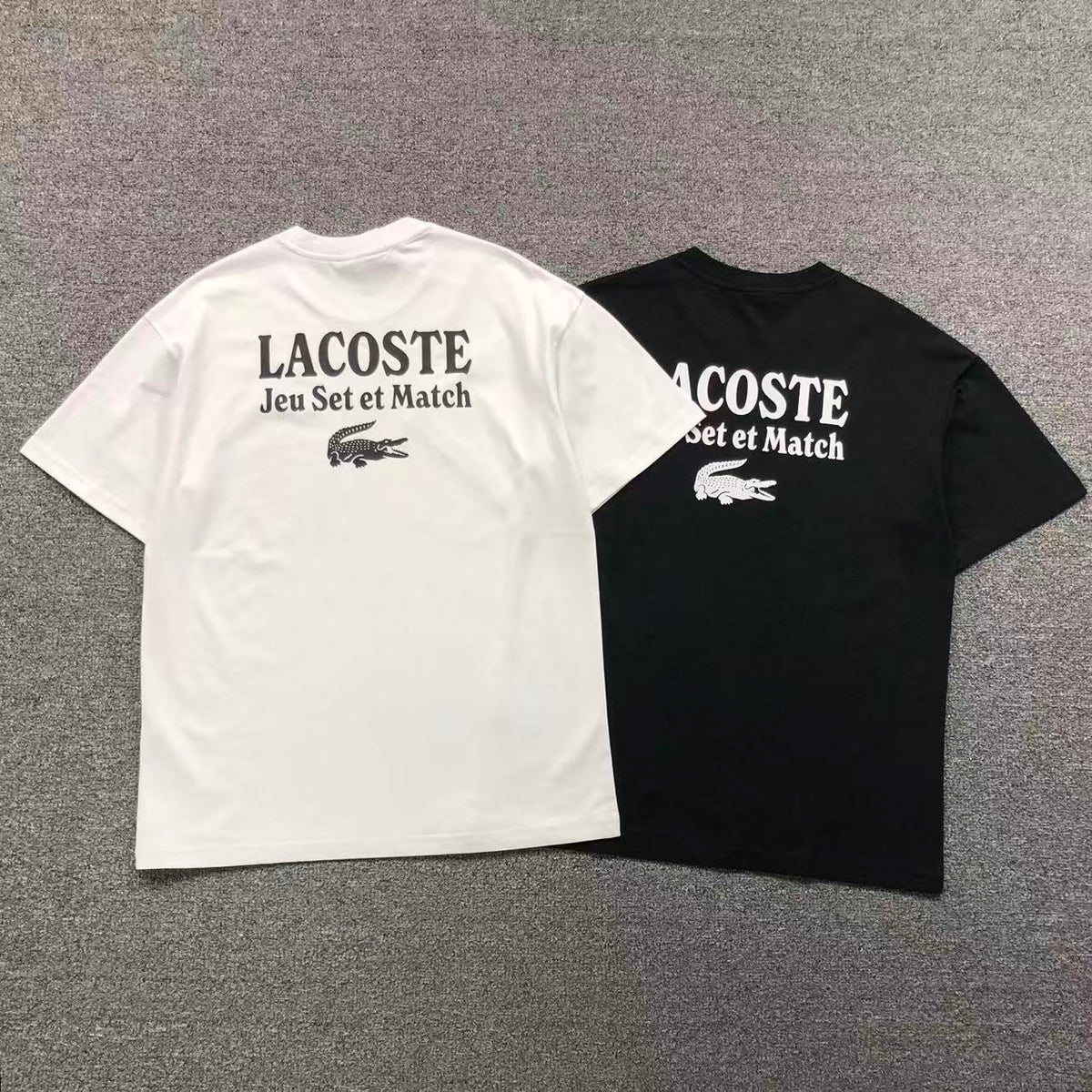 Klassisches T-Shirt