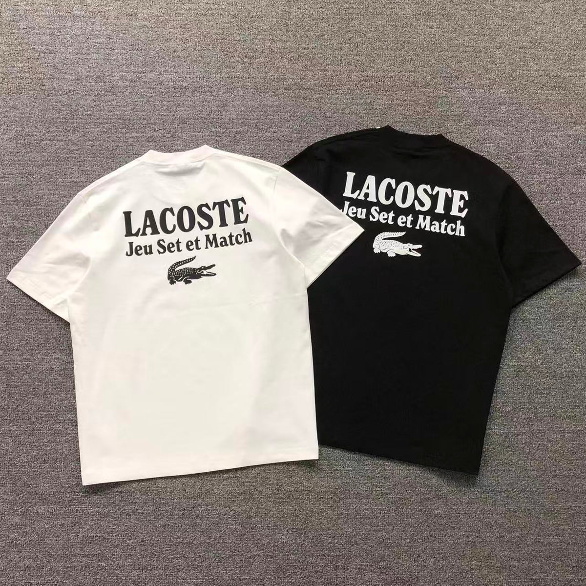 Klassisches T-Shirt