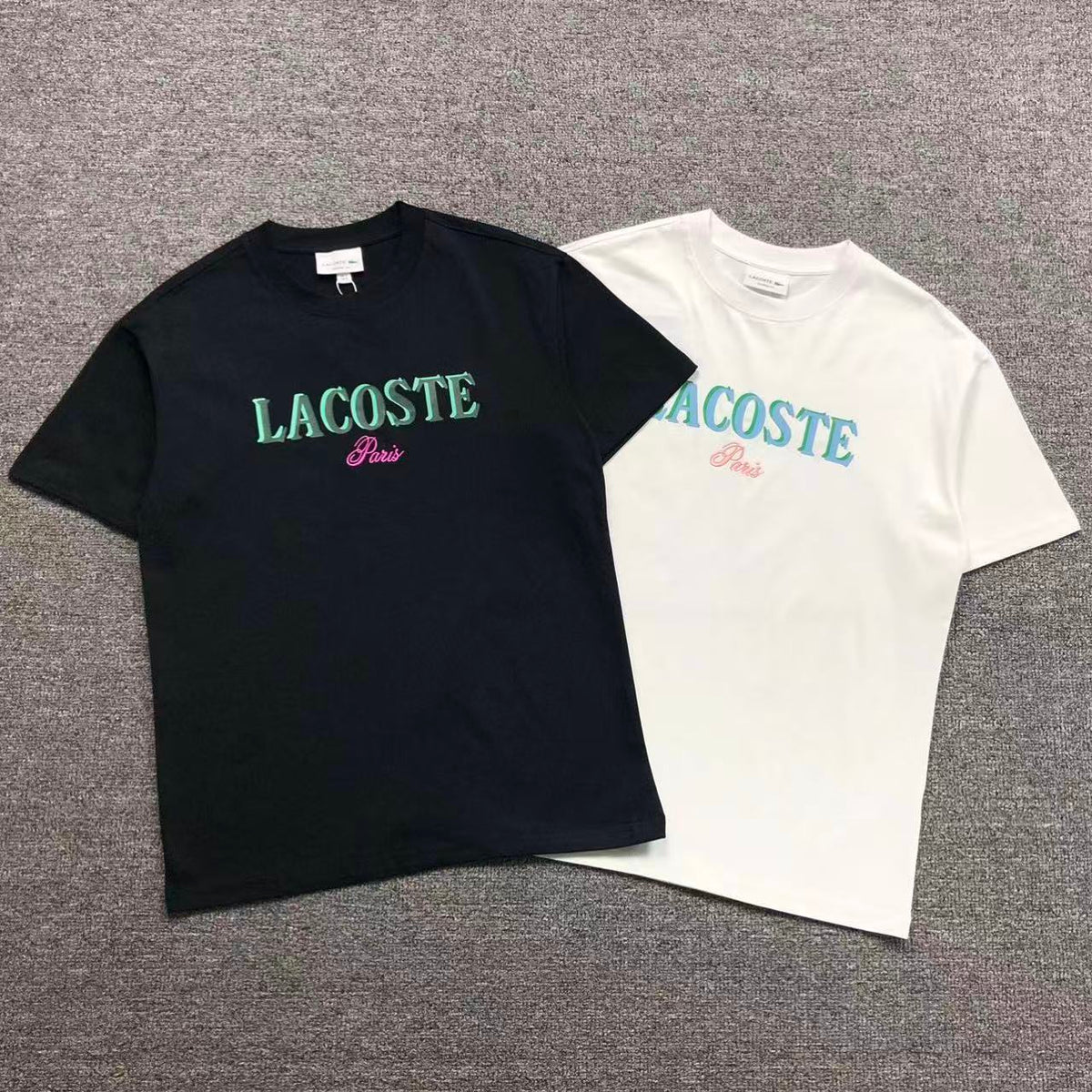 Klassisches T-Shirt