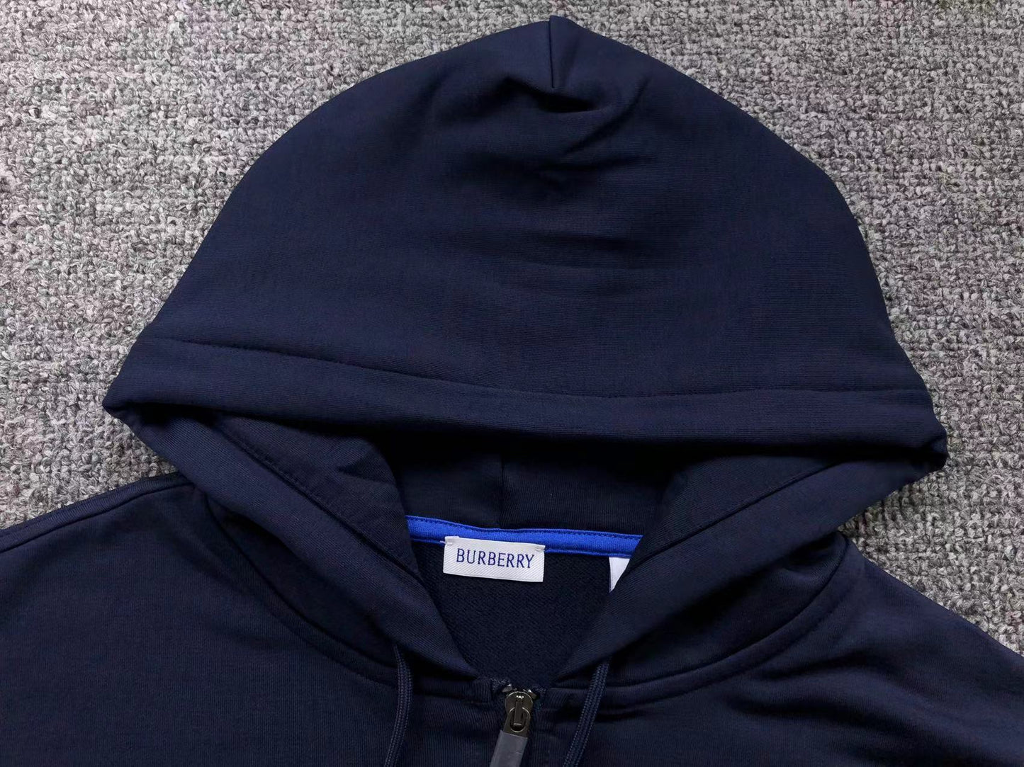 Sweat à capuche BB