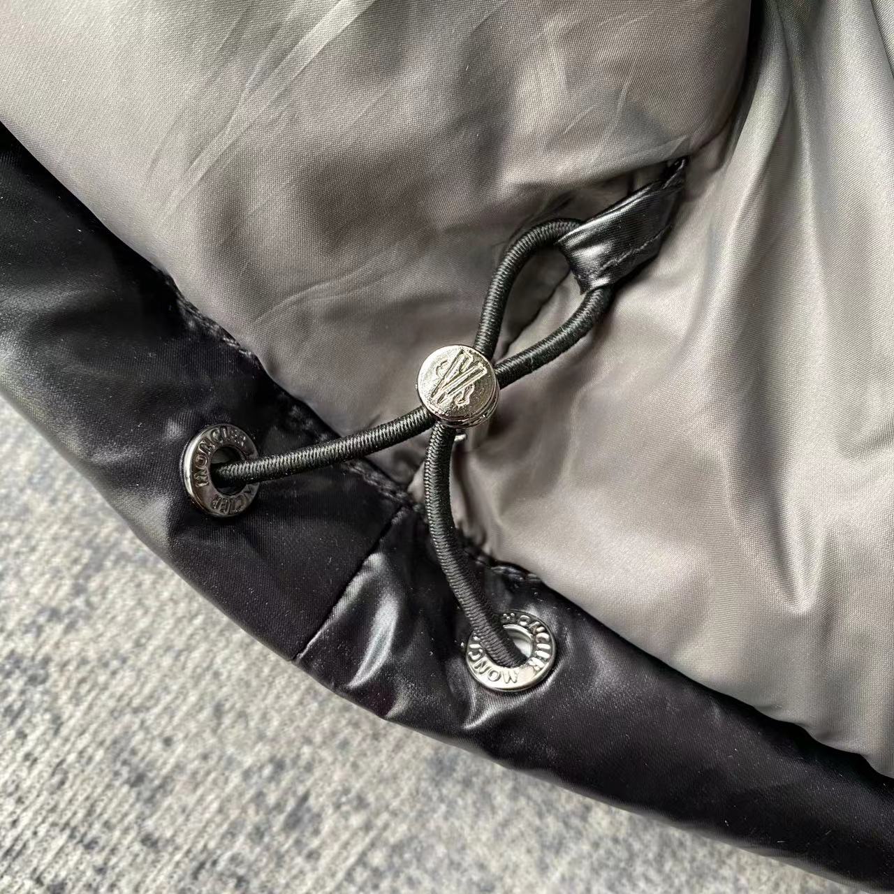 Doudoune Moncler Maya