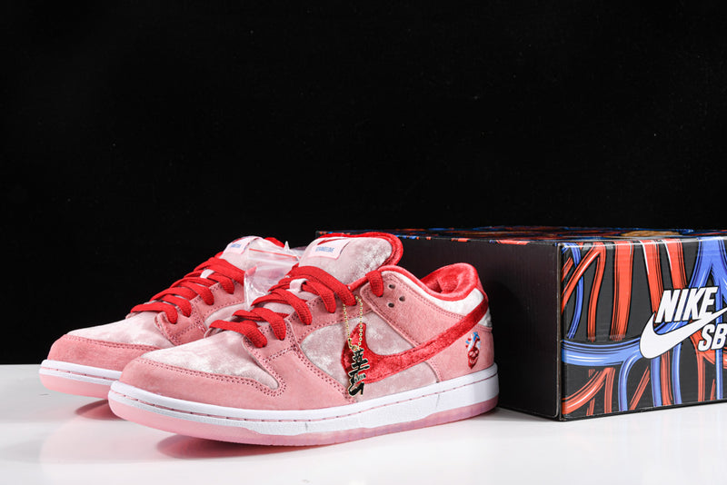 Nike SB Dunk Low x StrangeLove Skateboards