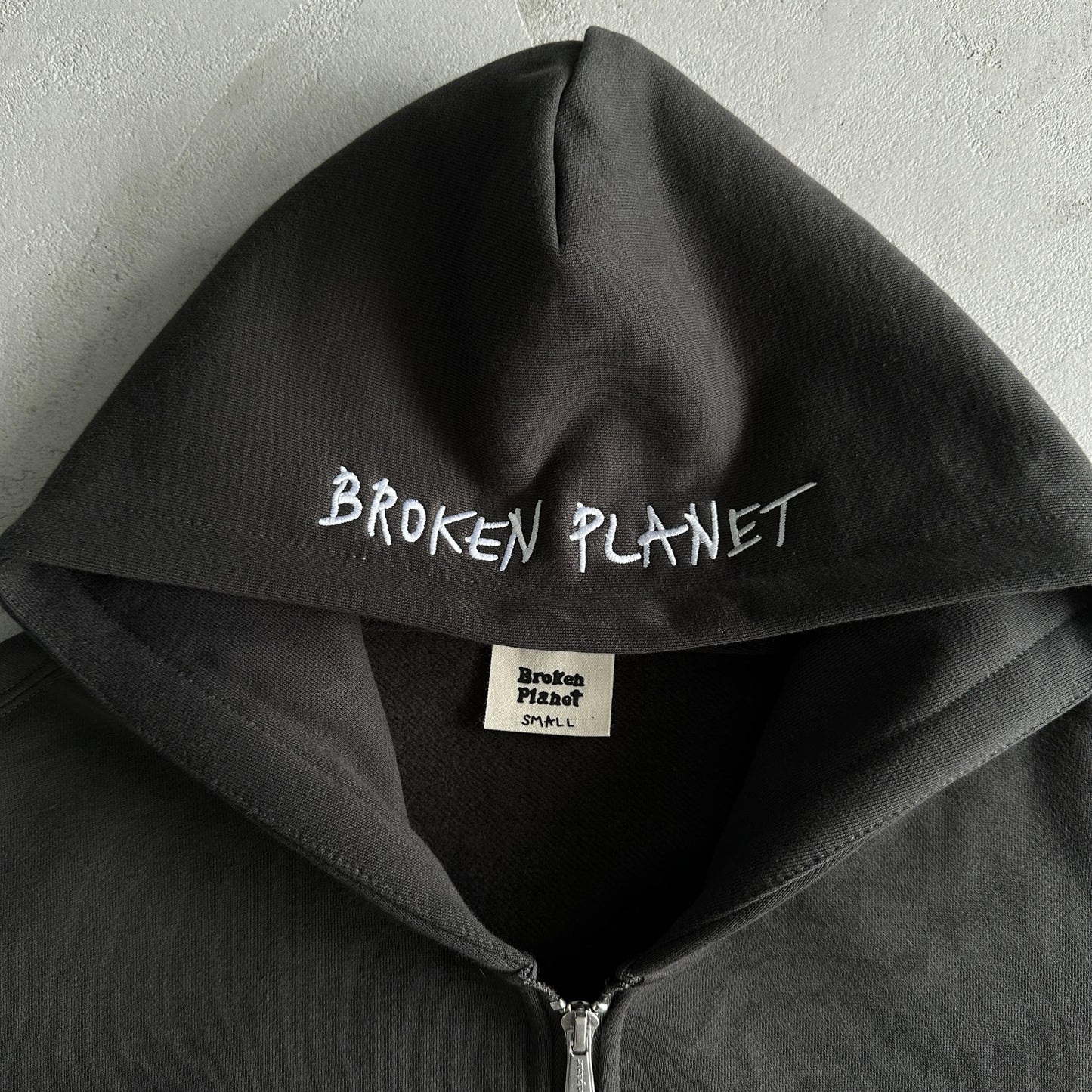 Sweat à capuche zippé Broken P