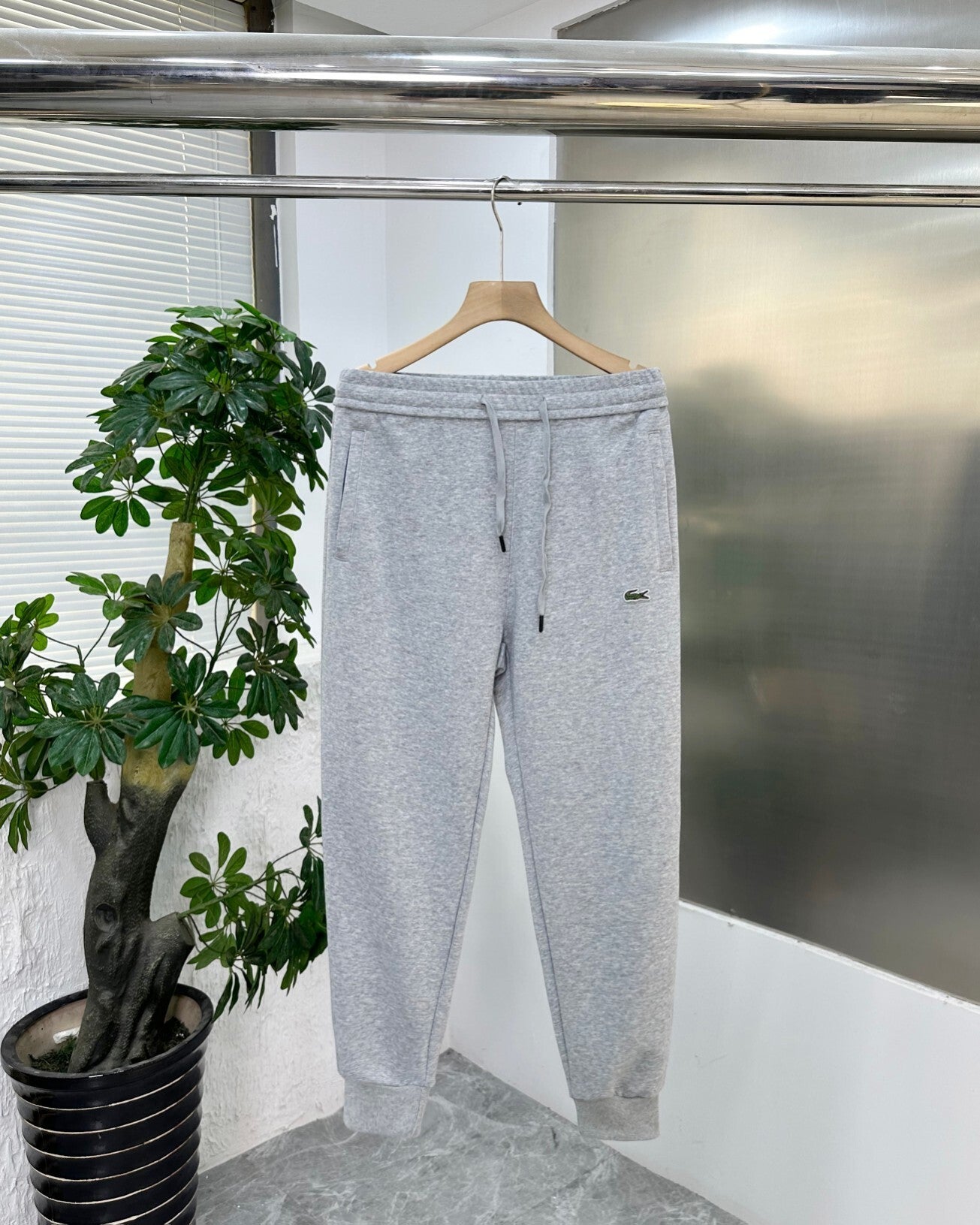 Pantalons Lacoste