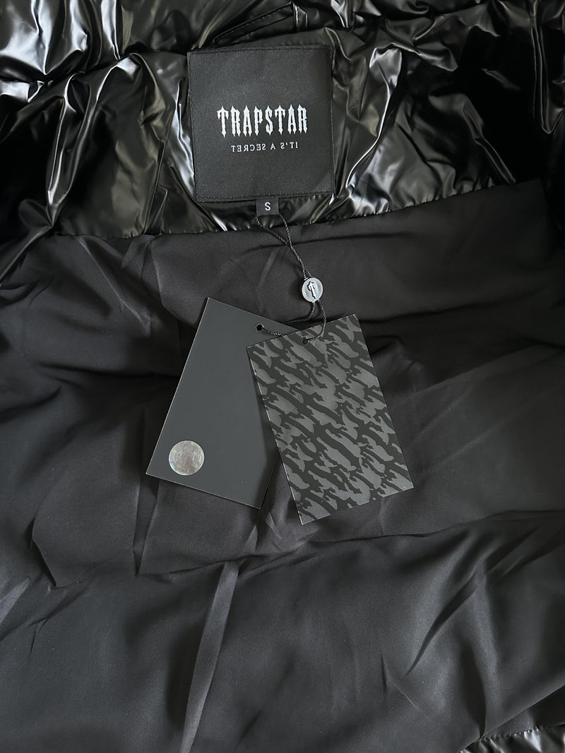 Trapstar Irongate Embossed Puffer Jacket Black