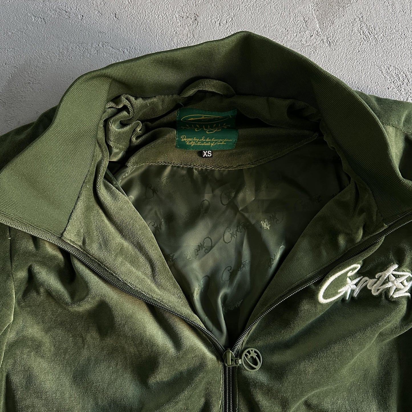 Ensemble de survêtement en velours Corteiz vert