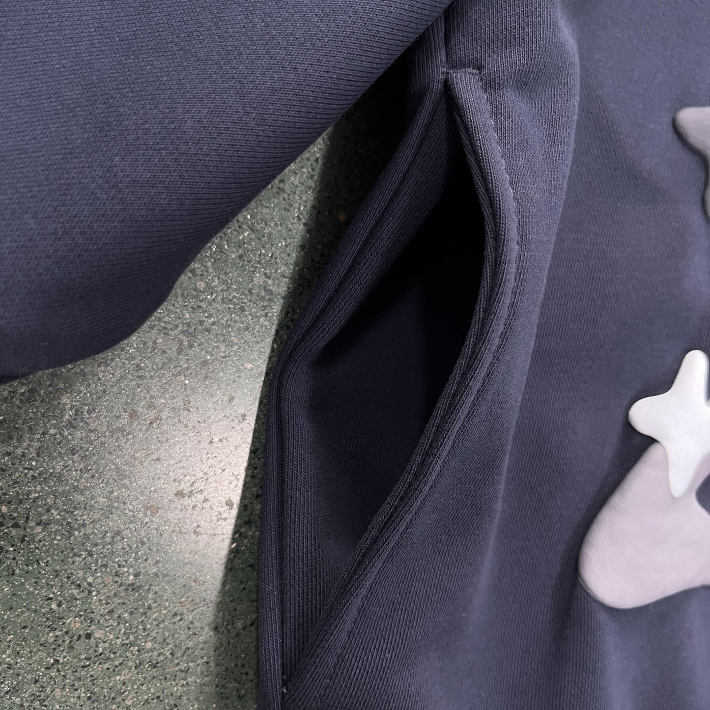 Hoodie Broken P Into The Abyss