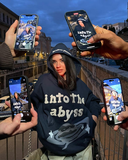 Hoodie Broken P Into The Abyss