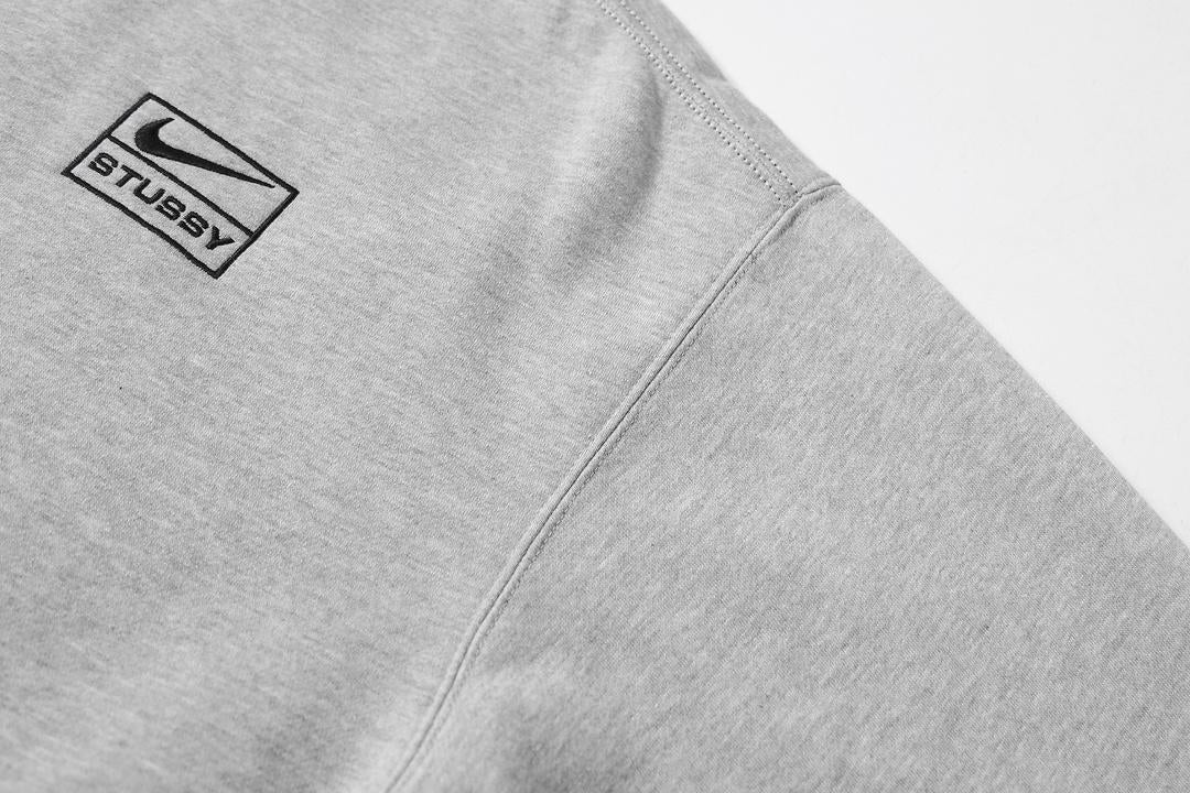 Pull Nike x Stussy