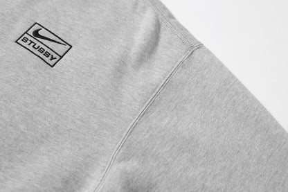 Pull Nike x Stussy