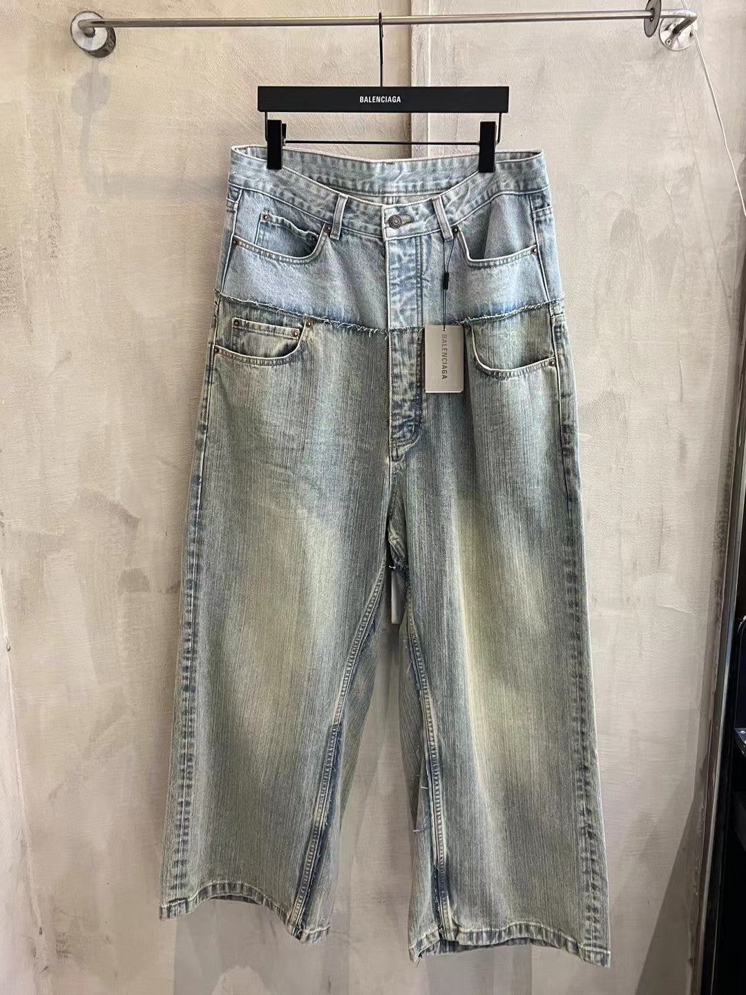 Pantalon Balenciaga 2+