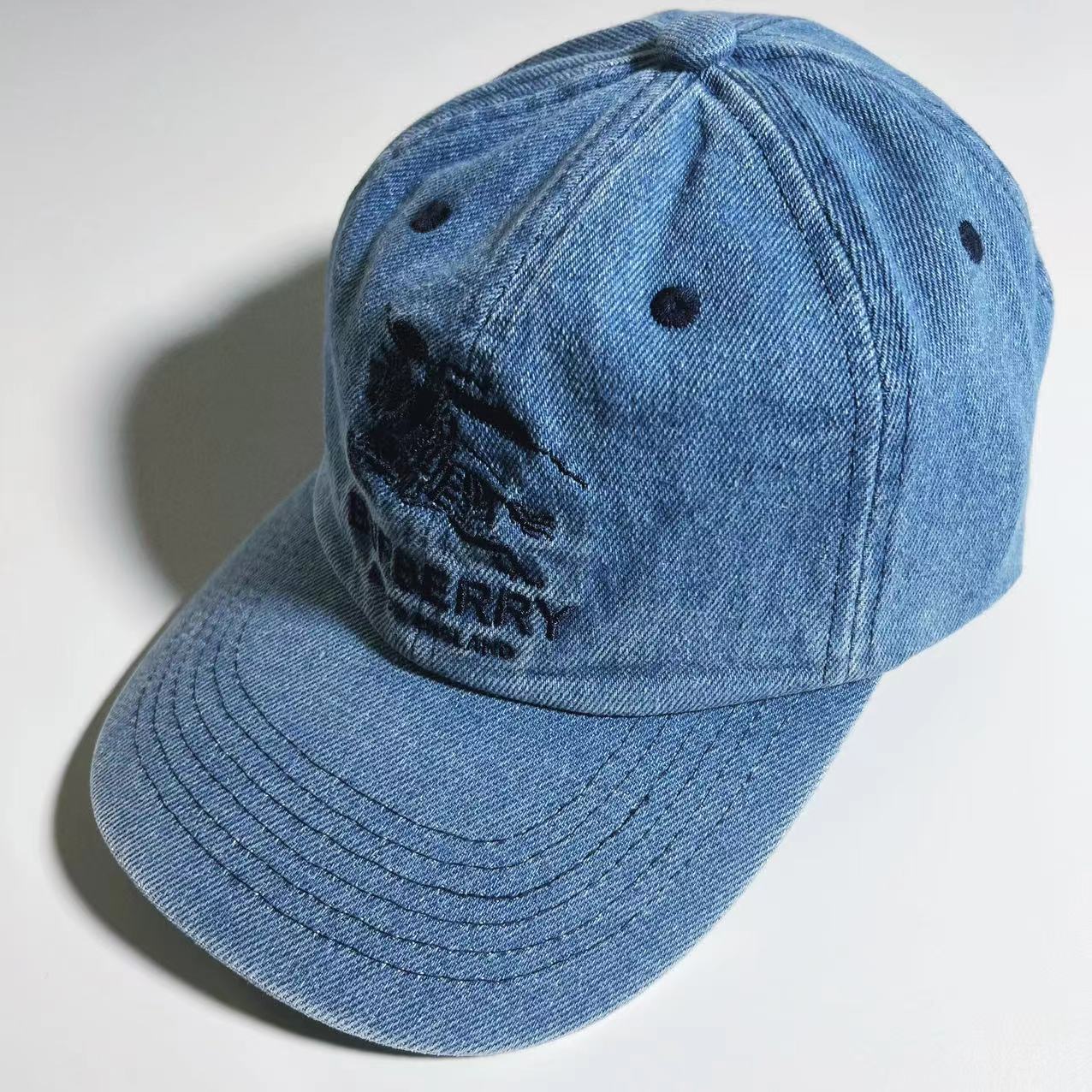 CASQUETTE EN JEAN DÉLAVÉ BUR x SUPREME