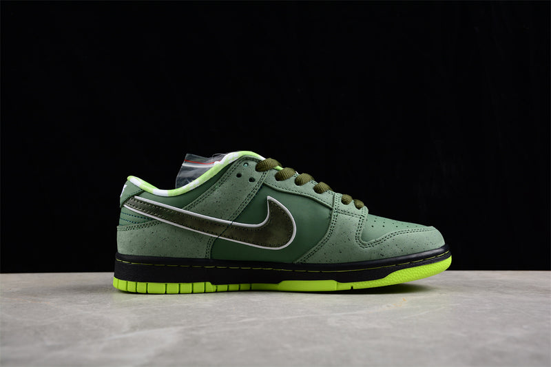 Nike SB Dunk Low Green Lobster