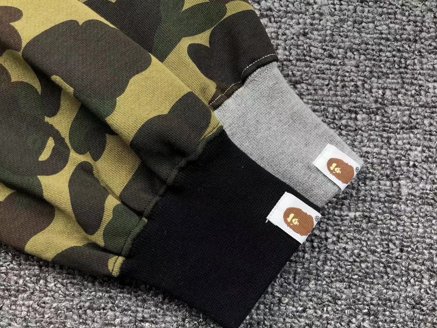 Sweat à capuche Bape