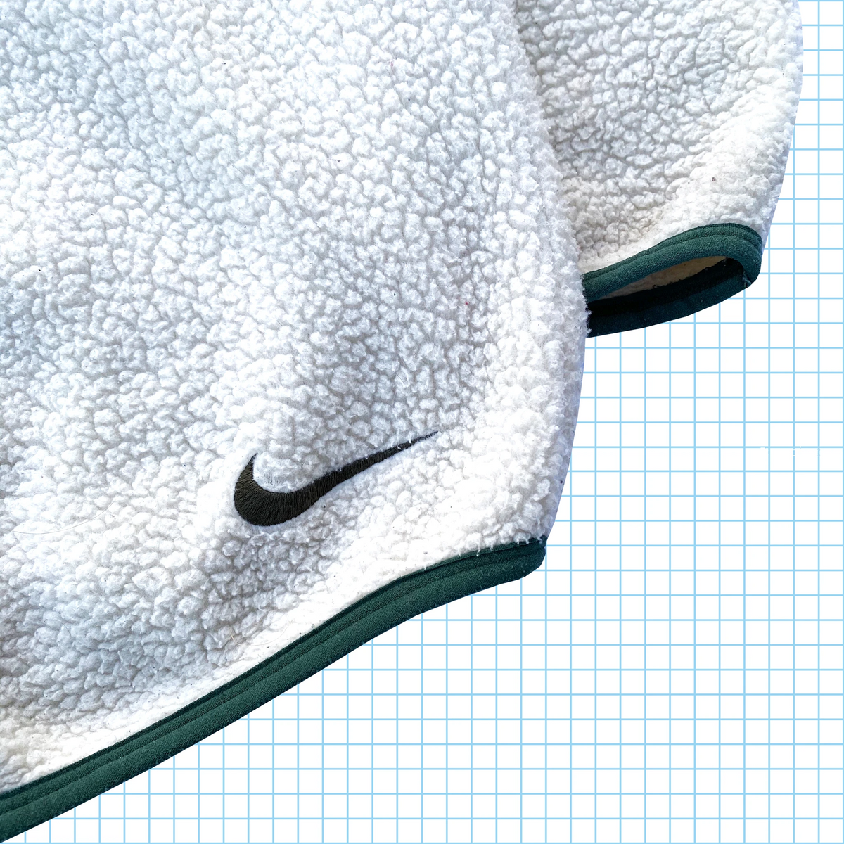 Pile ACG Nike Supreme