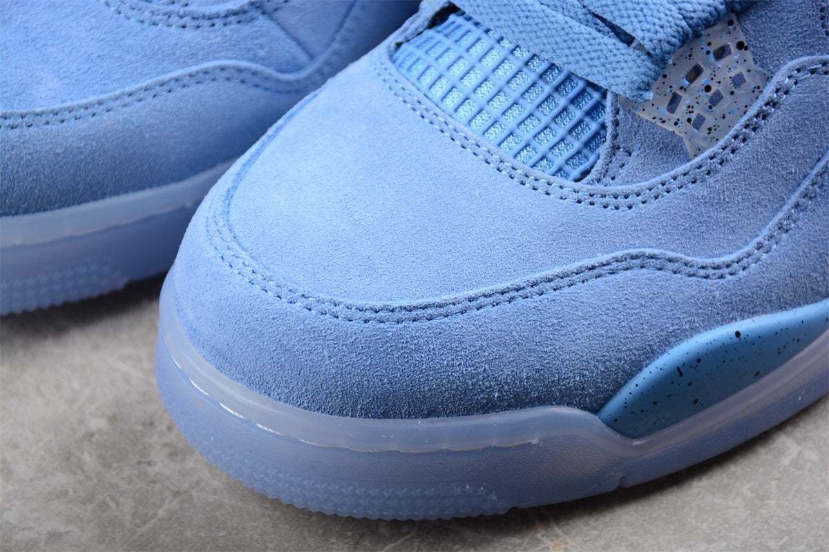 AJ 4 RETRO "NCAA PE - UNC"
