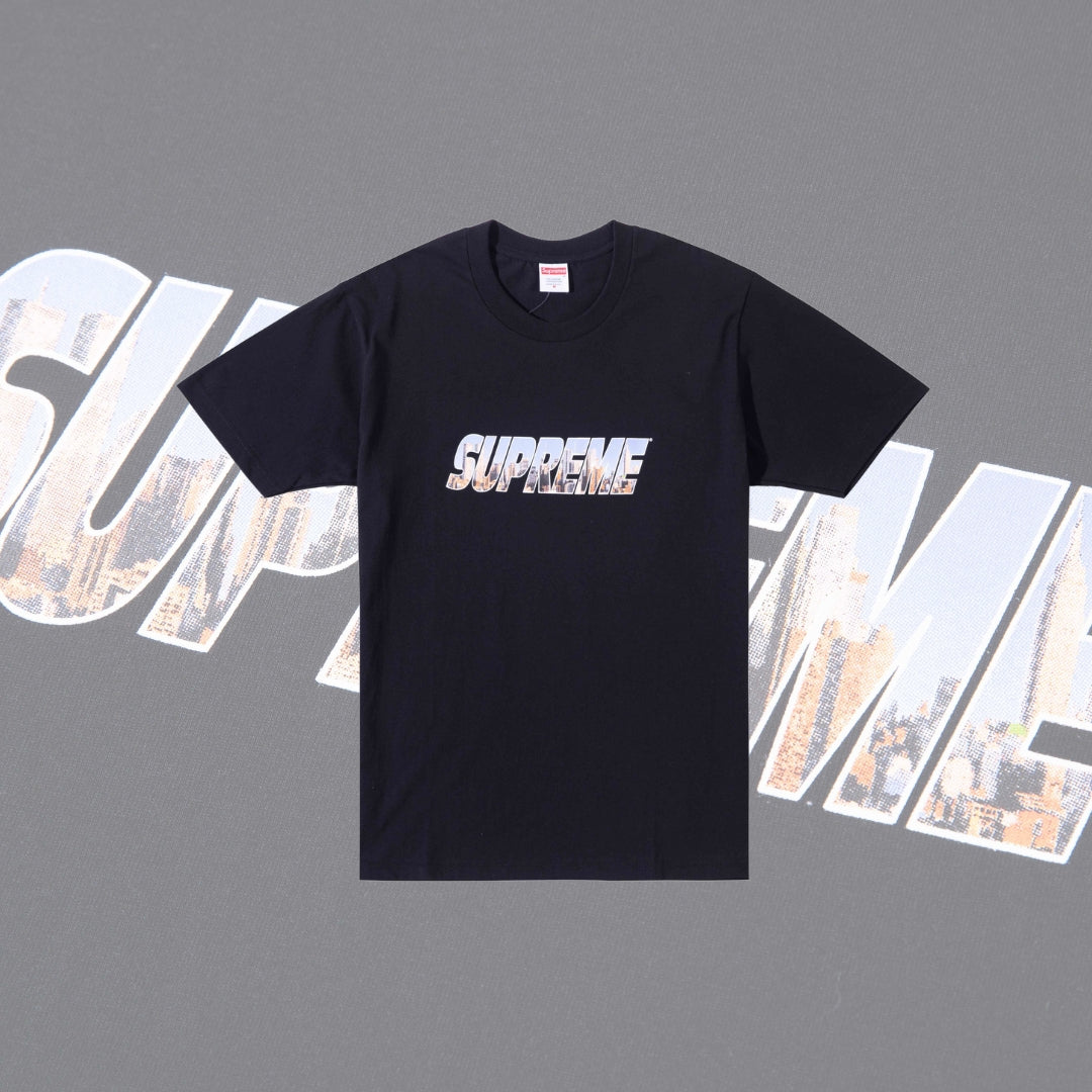 Camiseta de Supreme Gotham