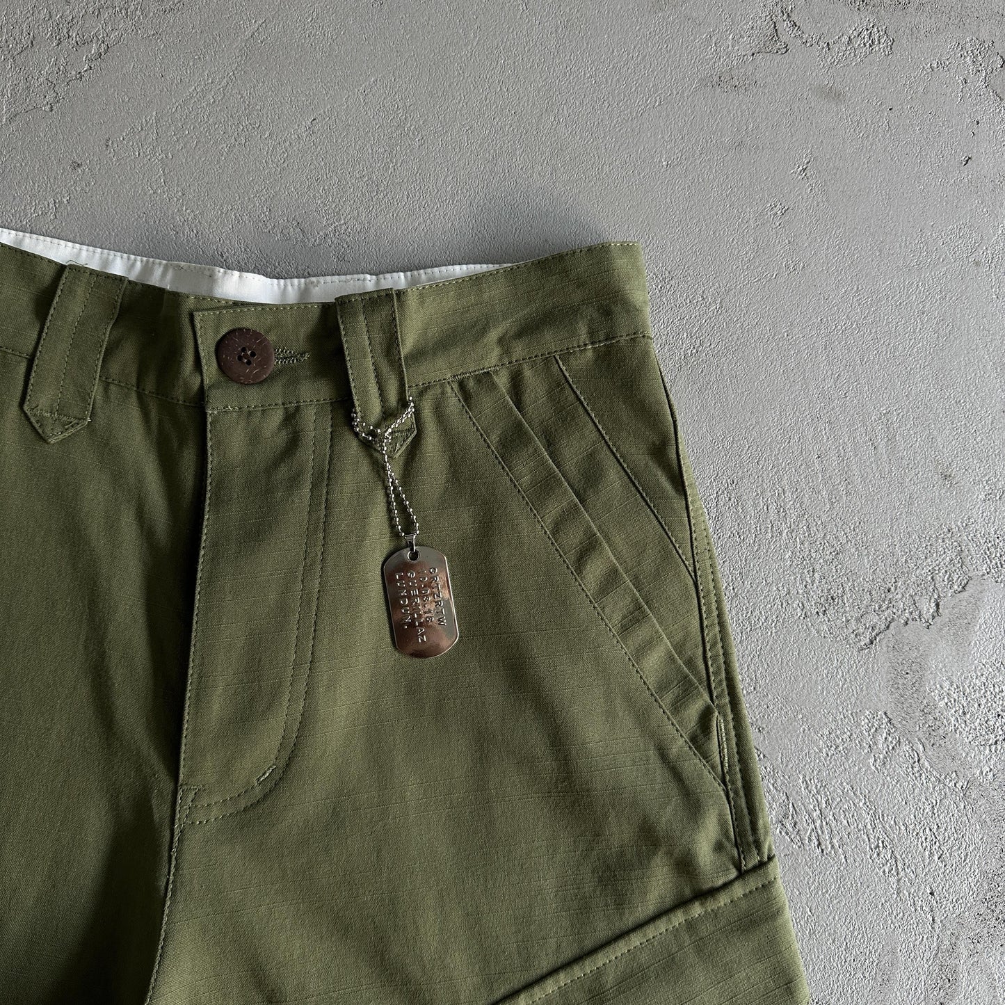Short Corteiz à poche oblique