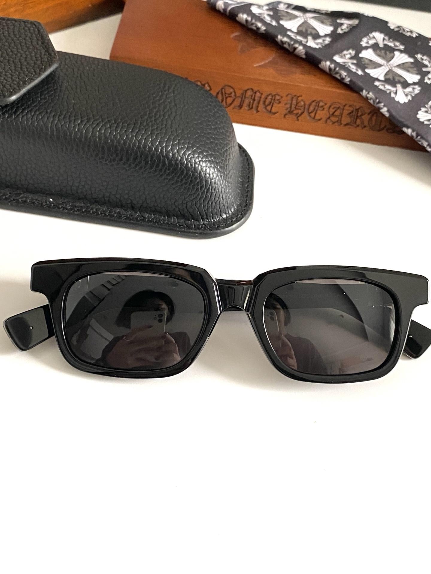 Lunettes Chrome Hearts