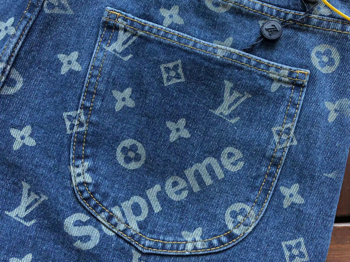 Jeans a 5 tasche Supreme x Louis Vuitton in denim jacquard