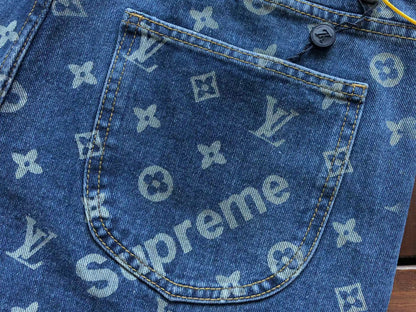Jeans a 5 tasche Supreme x Louis Vuitton in denim jacquard