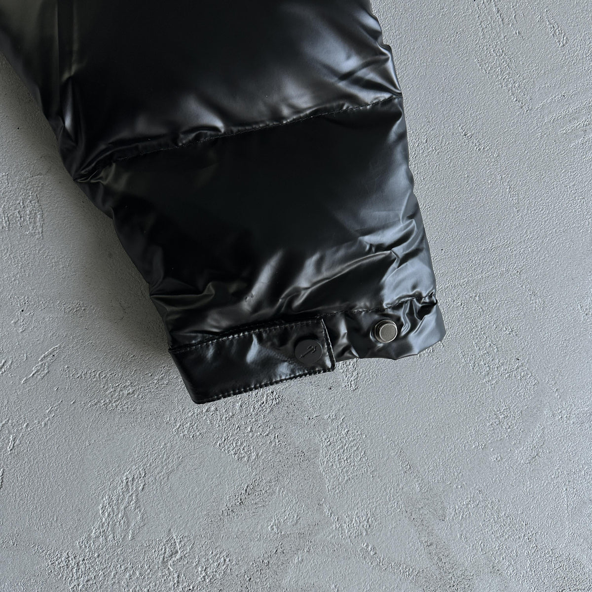 Chaqueta acolchada Trapstar Irongate con relieve negra