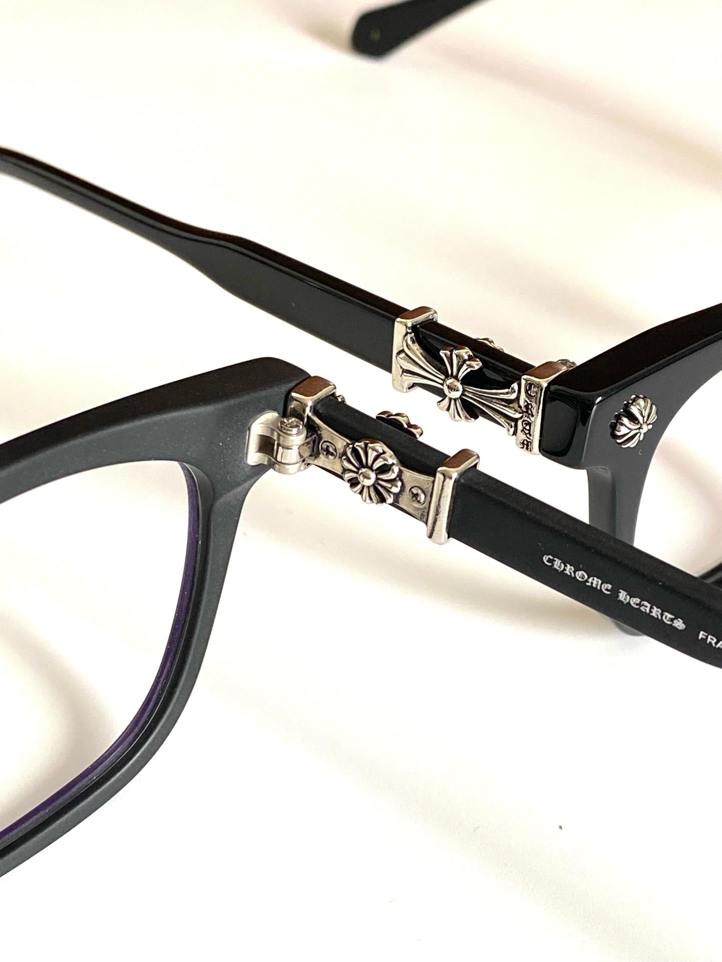 Lunettes Chrome Hearts