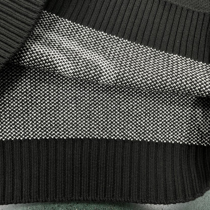 Pull en maille point cassé