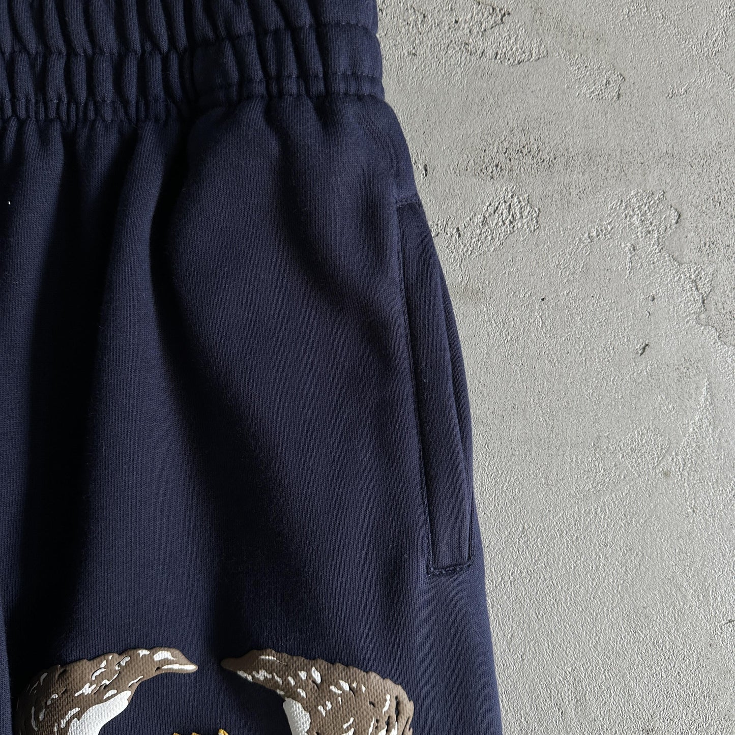 Pantalon Corteiz imprimé aigle en trois dimensions