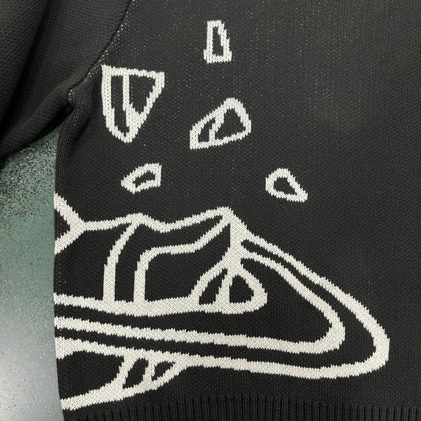Pull en maille point cassé