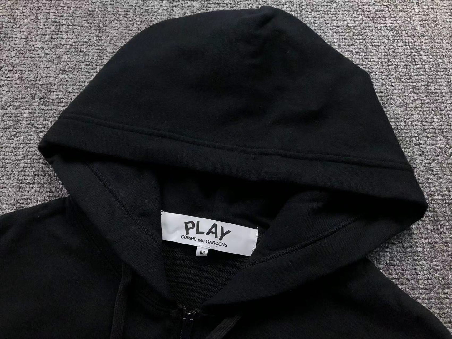 Sweat à capuche Comme des Garçons