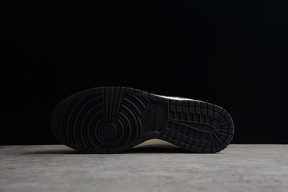 Nike Dunk Low Light Smoke Grey