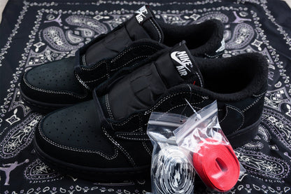 Jordan 1 Retro Low OG SP Travis Scott Black Phantom