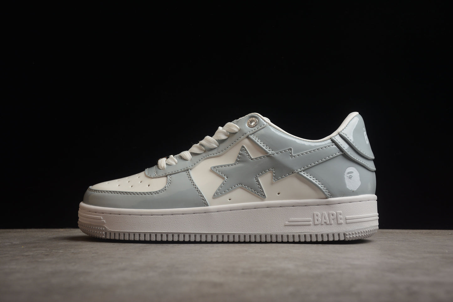 Bape Sta Cuir Verni Gris et Blanc