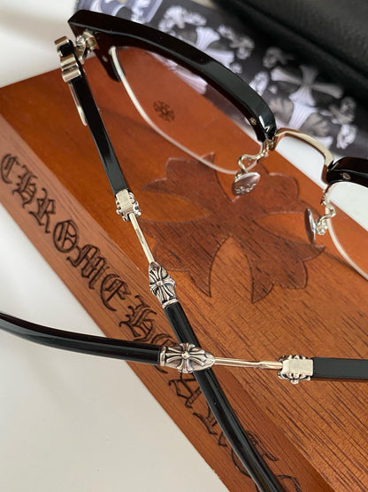 Lunettes Chrome Hearts