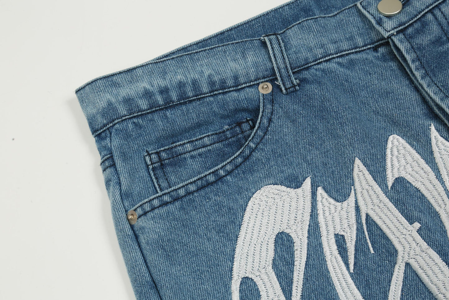 Le Pantalon de la Revanche
