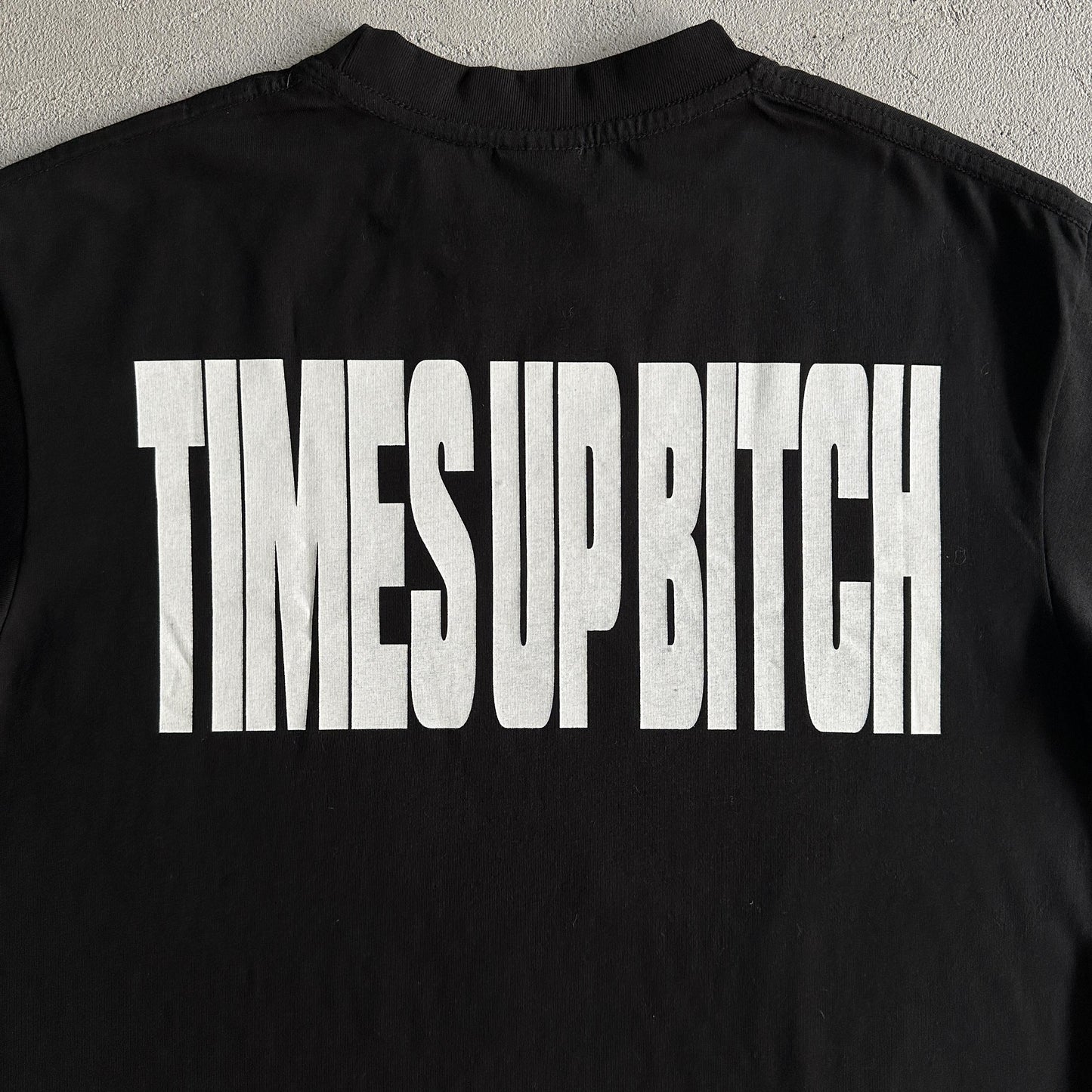 T-shirt Corteiz Times Up Bitch