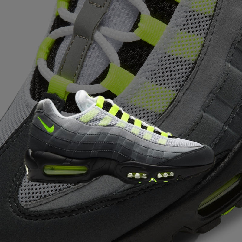 Nike Air Max 95 OG Neon