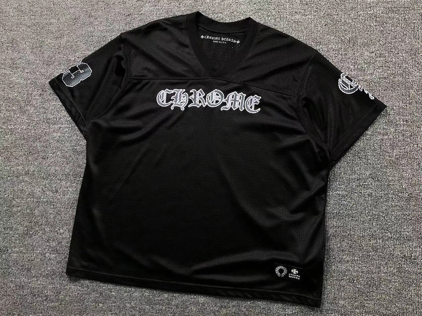 Ensemble court Chrome Hearts