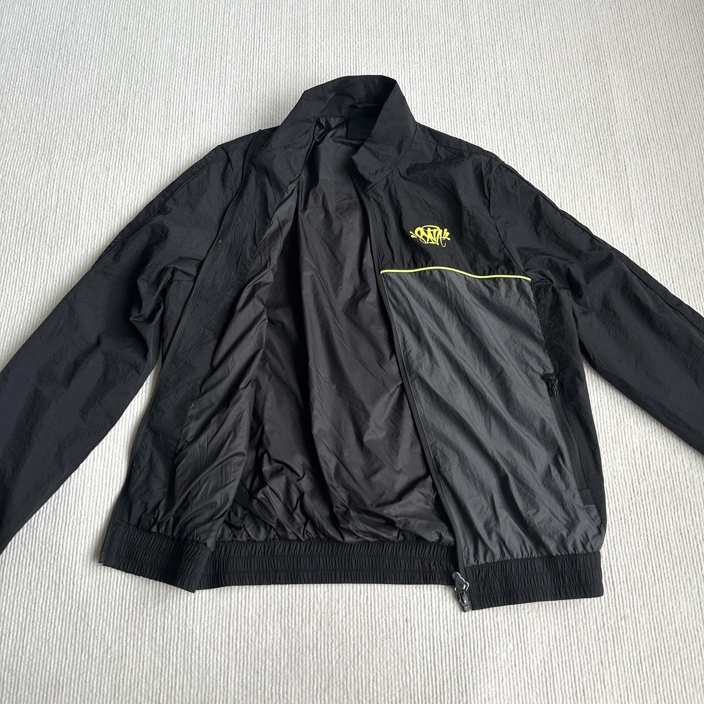 L'équipe des survêtements Synaworld